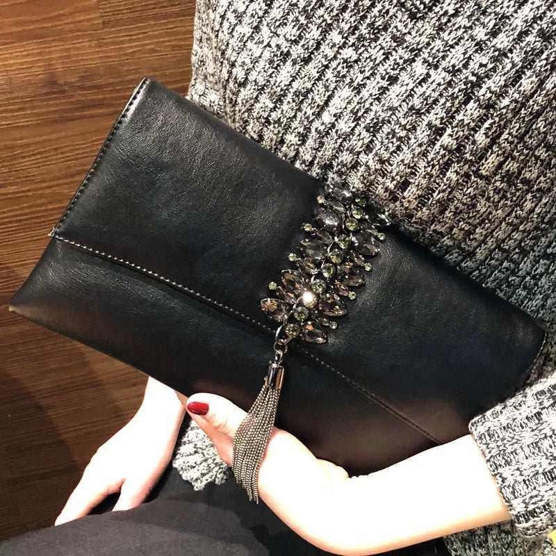 Ladies Fashion and Elegant Handbag Commuter Tassel Envelope Bag with Diamond Inlaid One Shoulder Crossbody Handbag